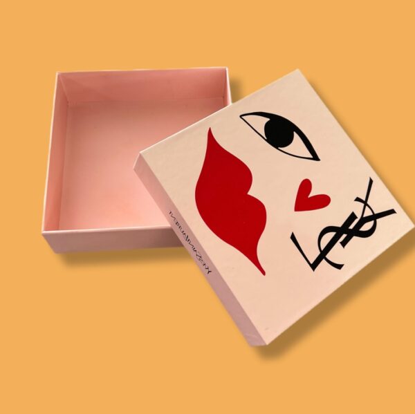 Two Pieces Box - Image 2